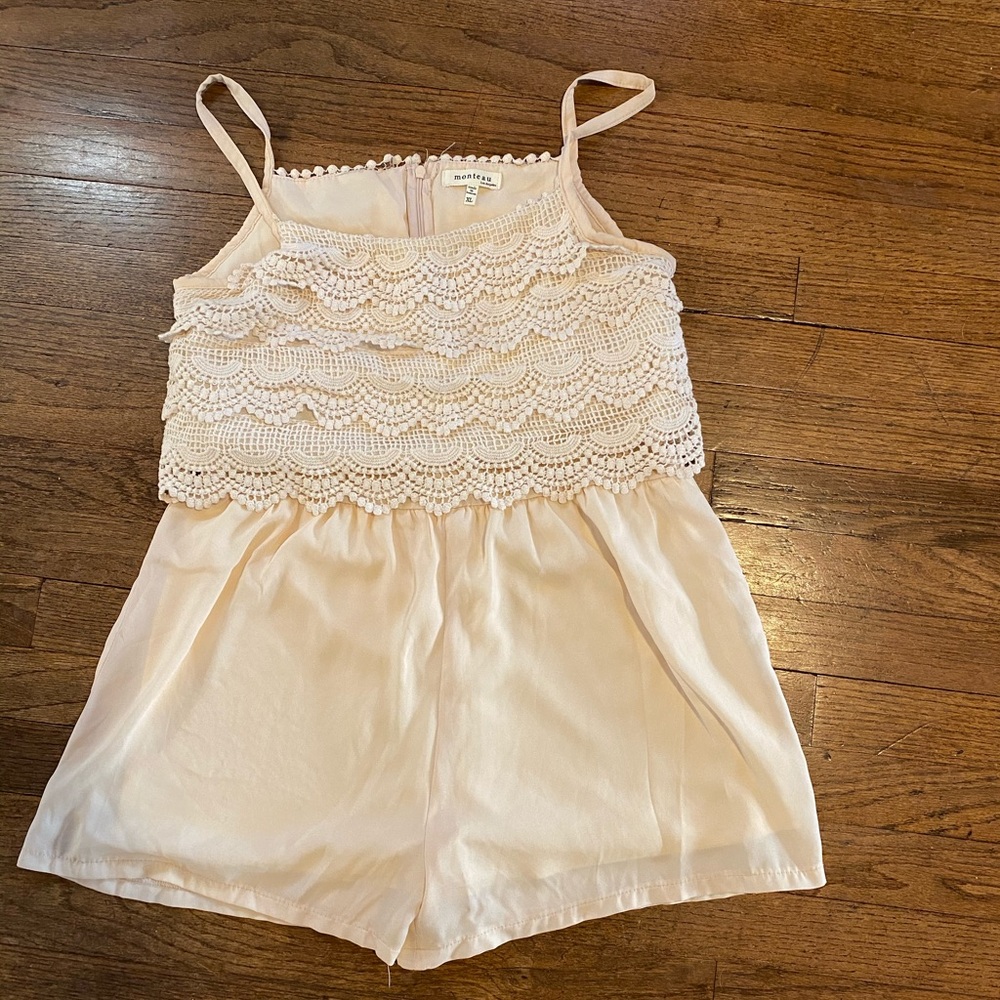 Cream Lace Ruffle Romper